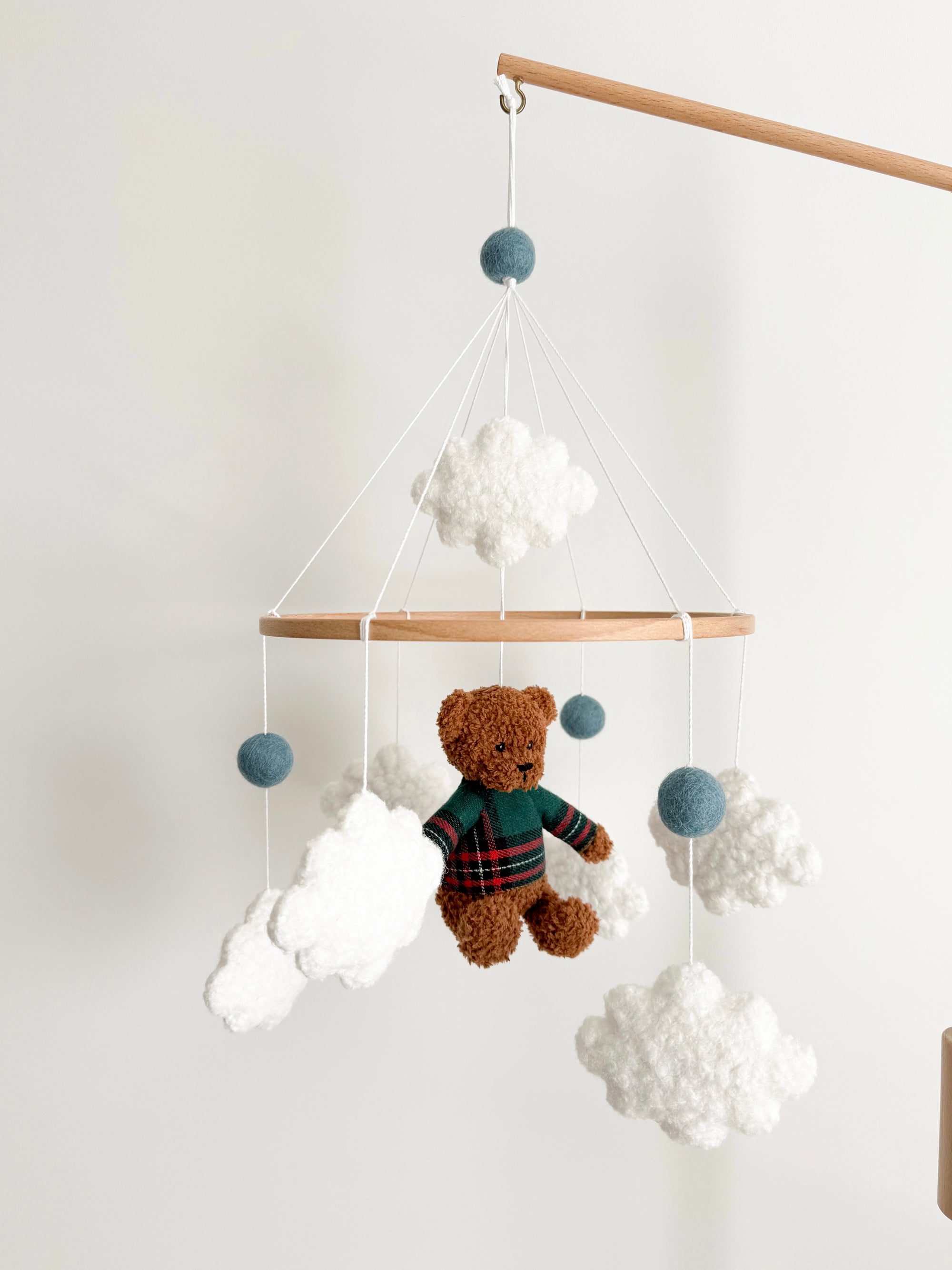 Boucle mobile with sport teddy bear