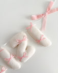 Name banner with small bows