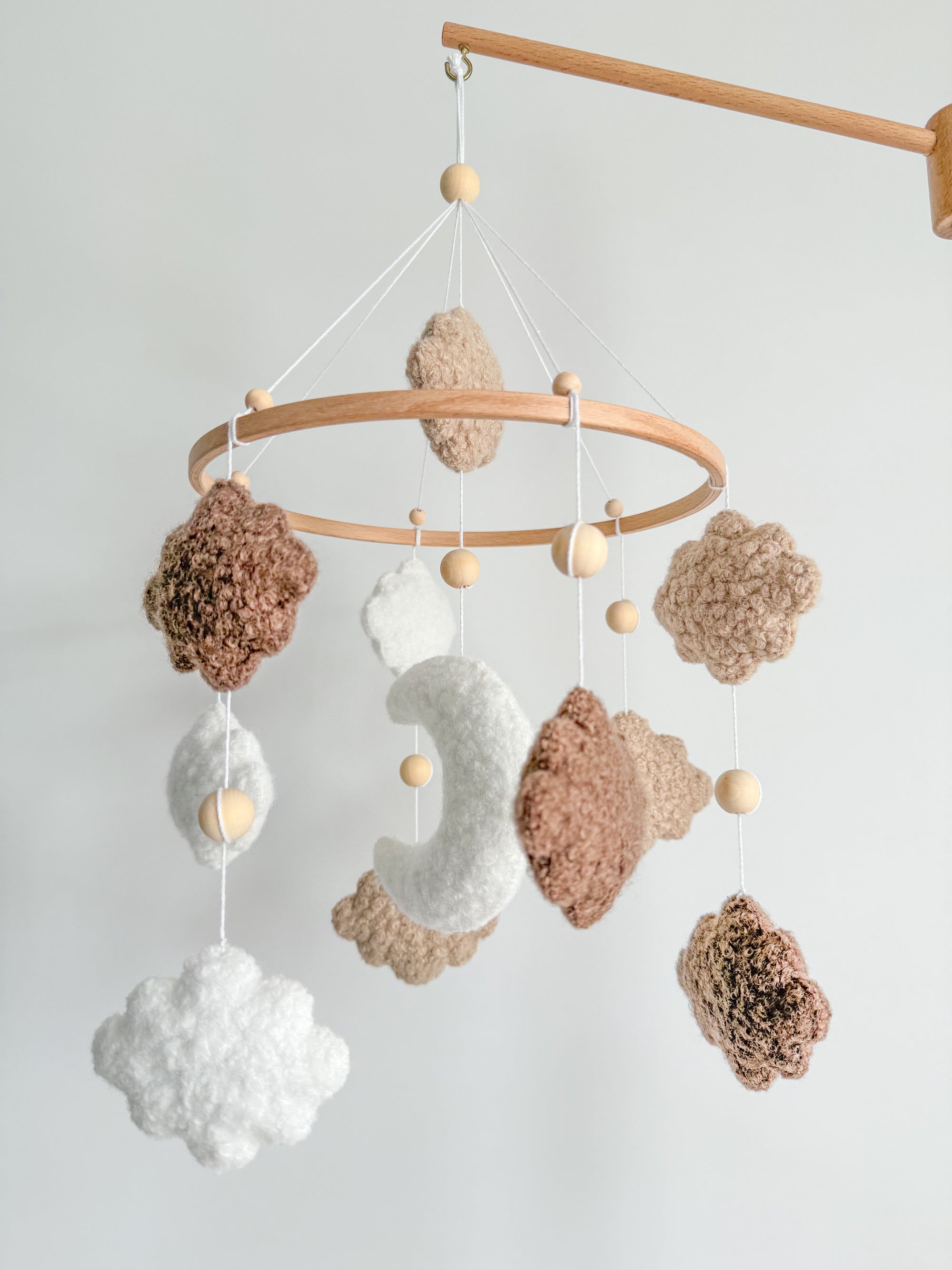 Boucle mobile with clouds and moon