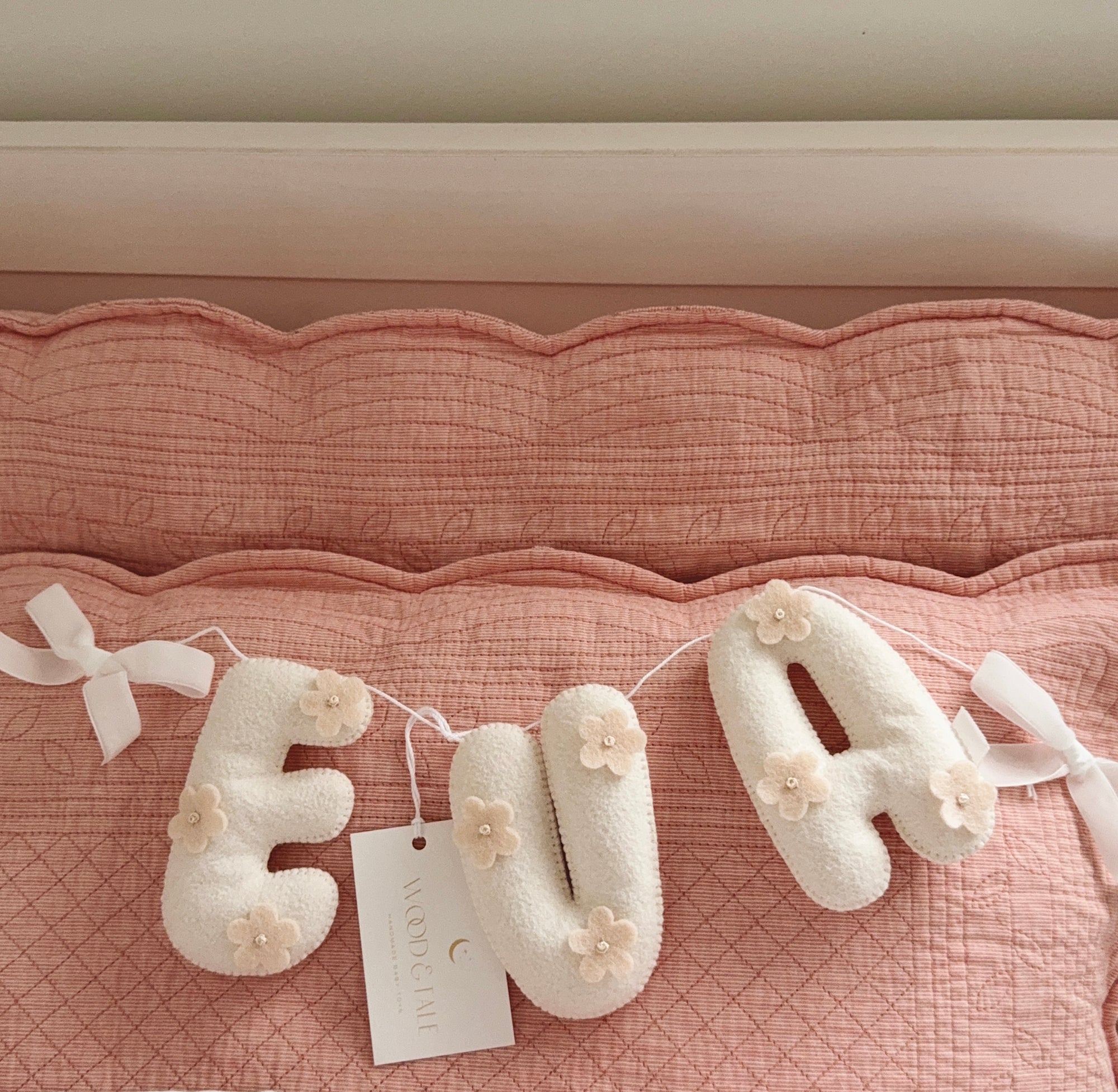 Flower name banner with bows