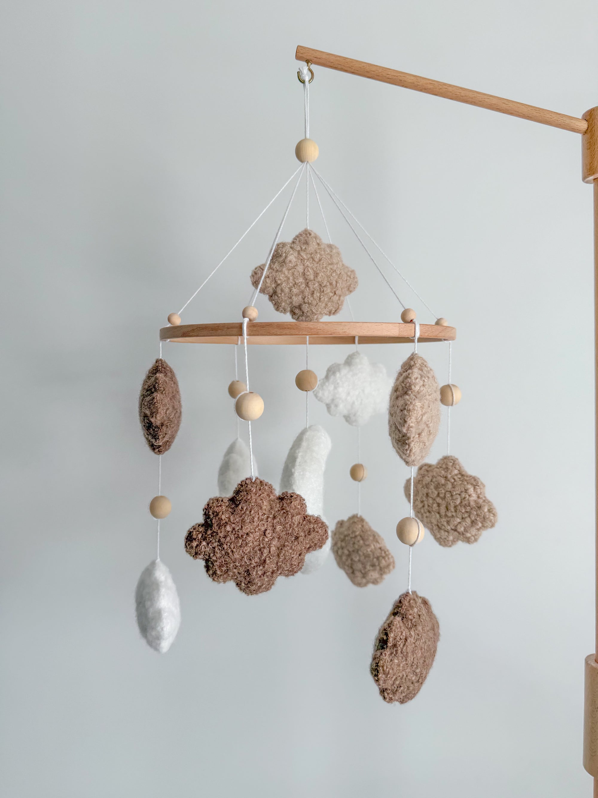 Boucle mobile with clouds and moon