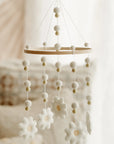 Classic mobile with daisies